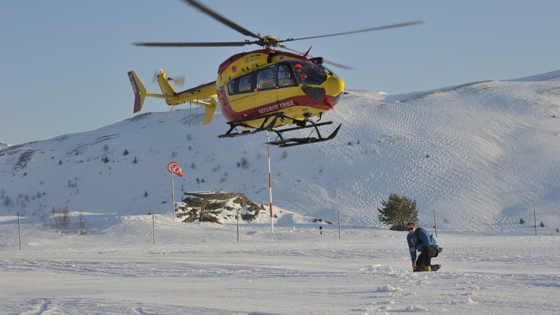 photo secours hélico Huez-lionel chatain.JPG